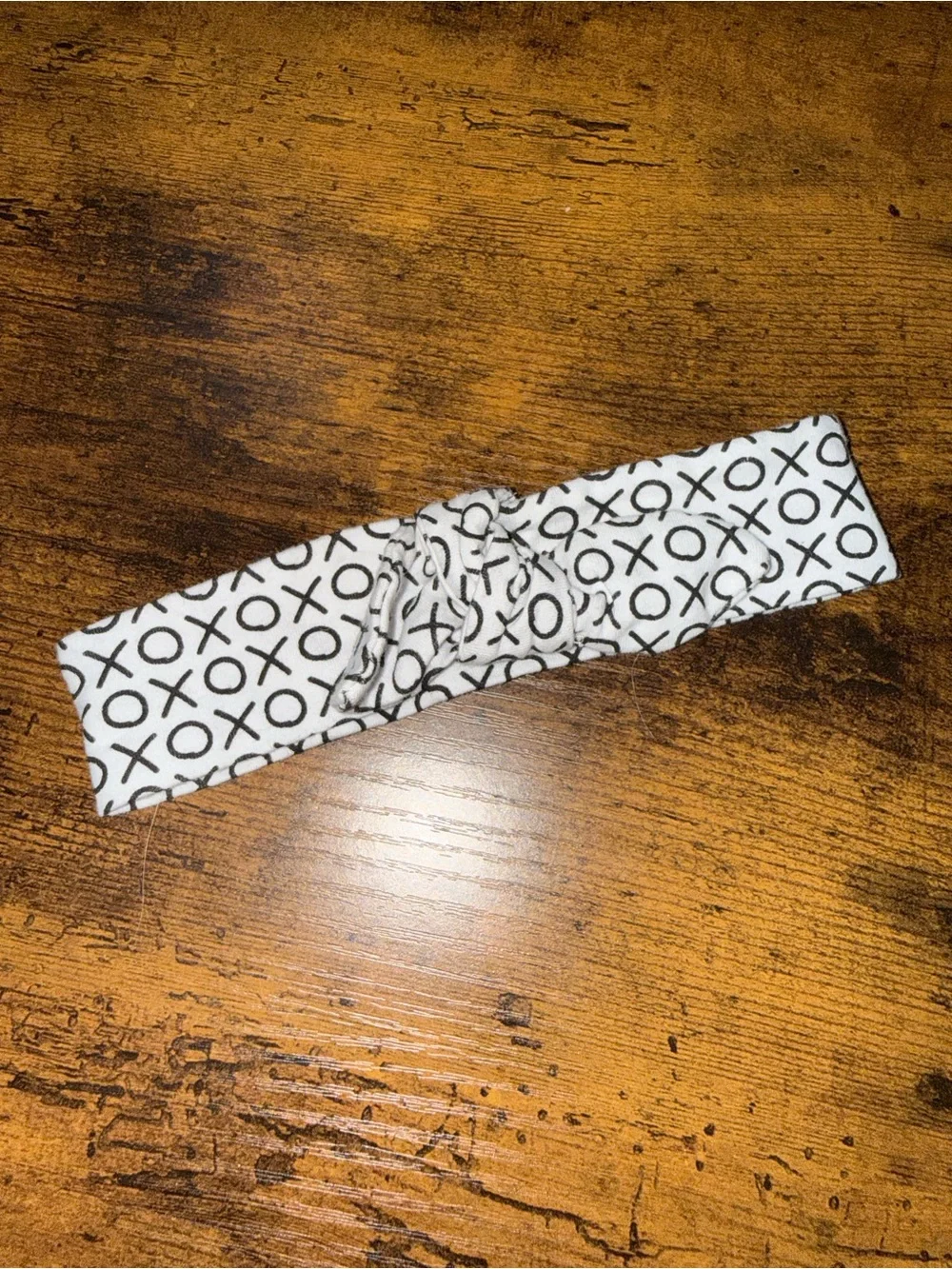 Set of 3 Knot Headbands - Black, White XOXO, White with Gold Hearts